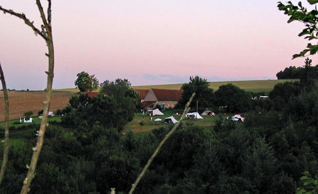224 camping vanaf chateau de Veauce.JPG